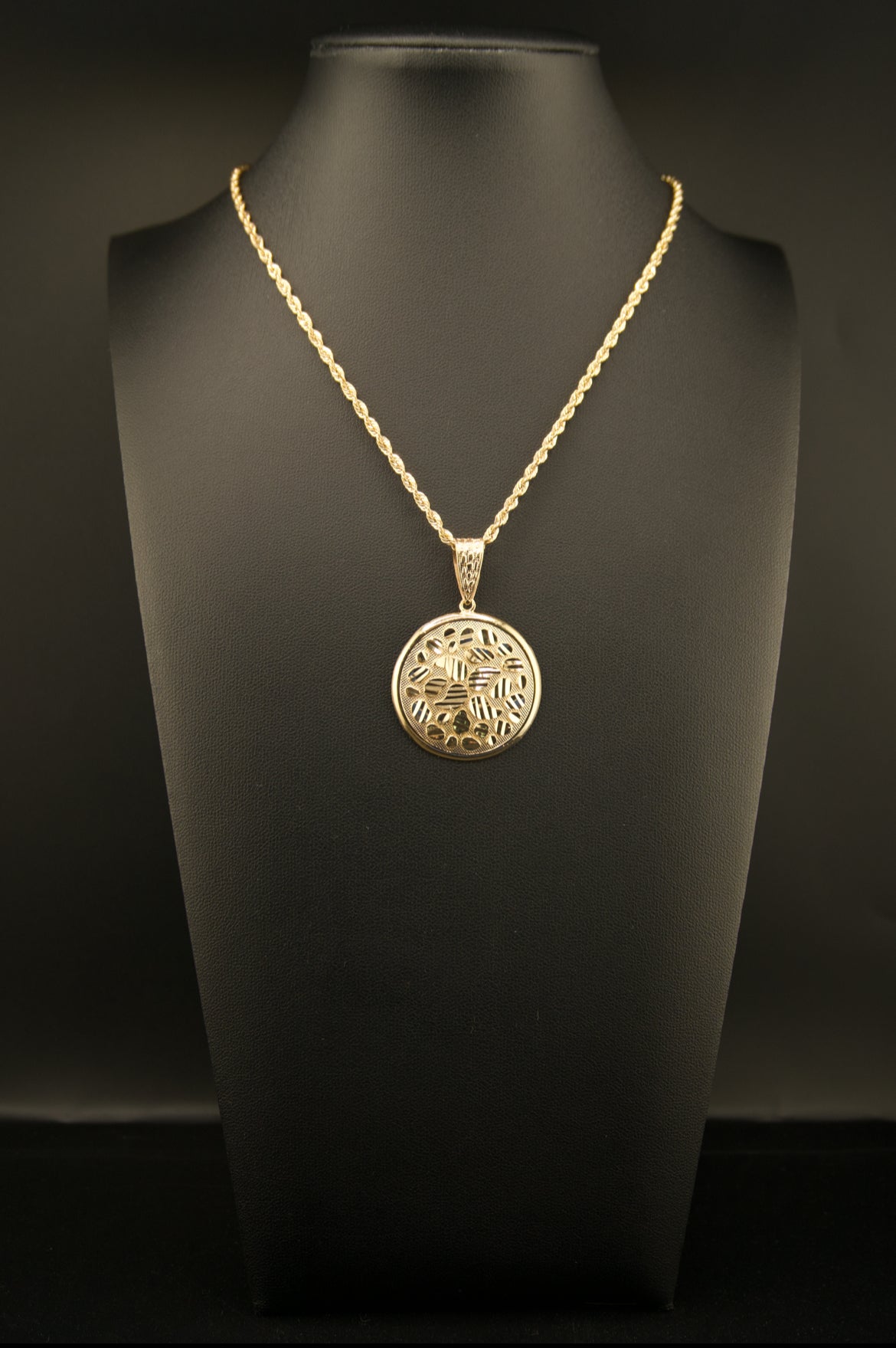 10k Nugget Design Medallion