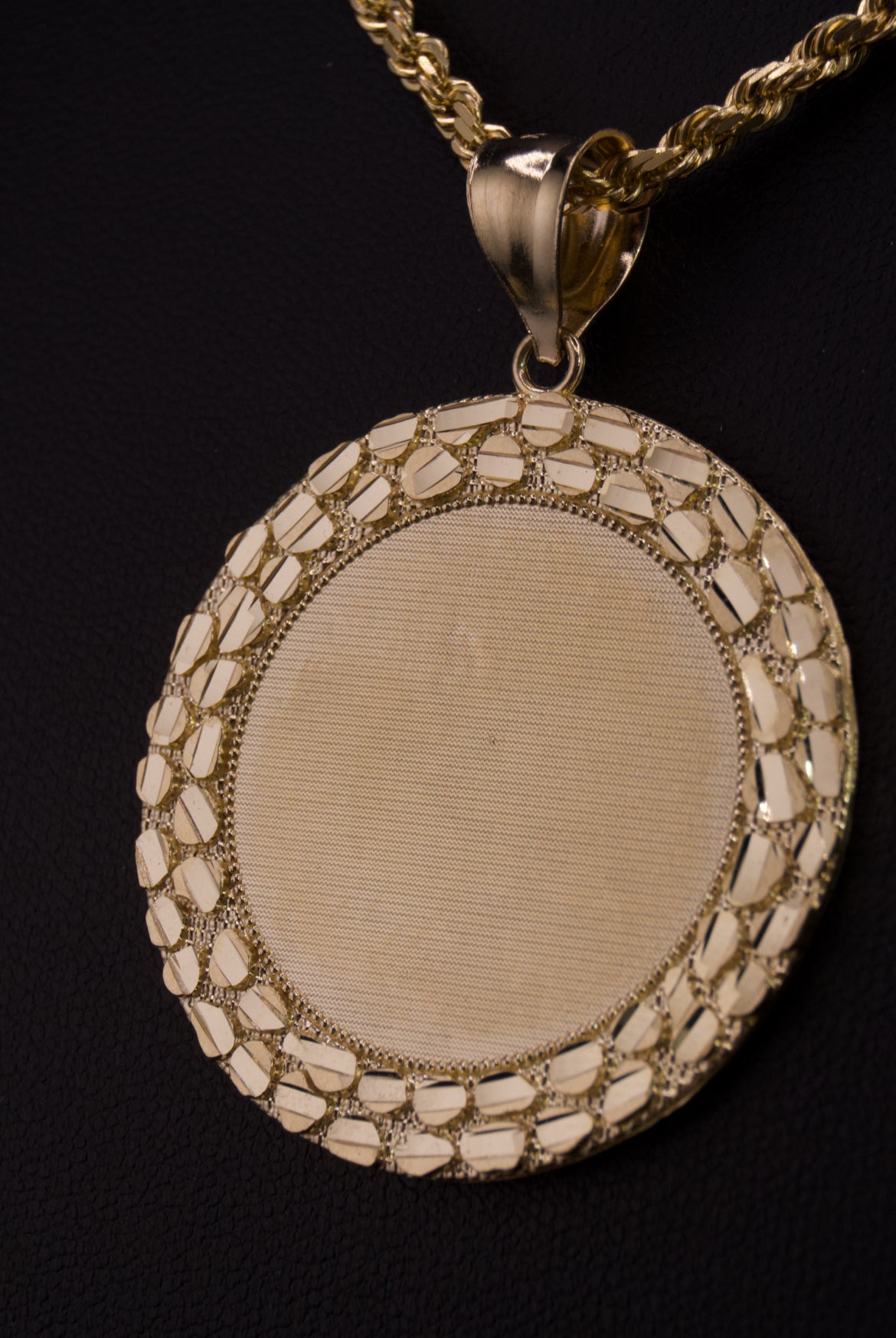 10k Nugget Picture Pendant