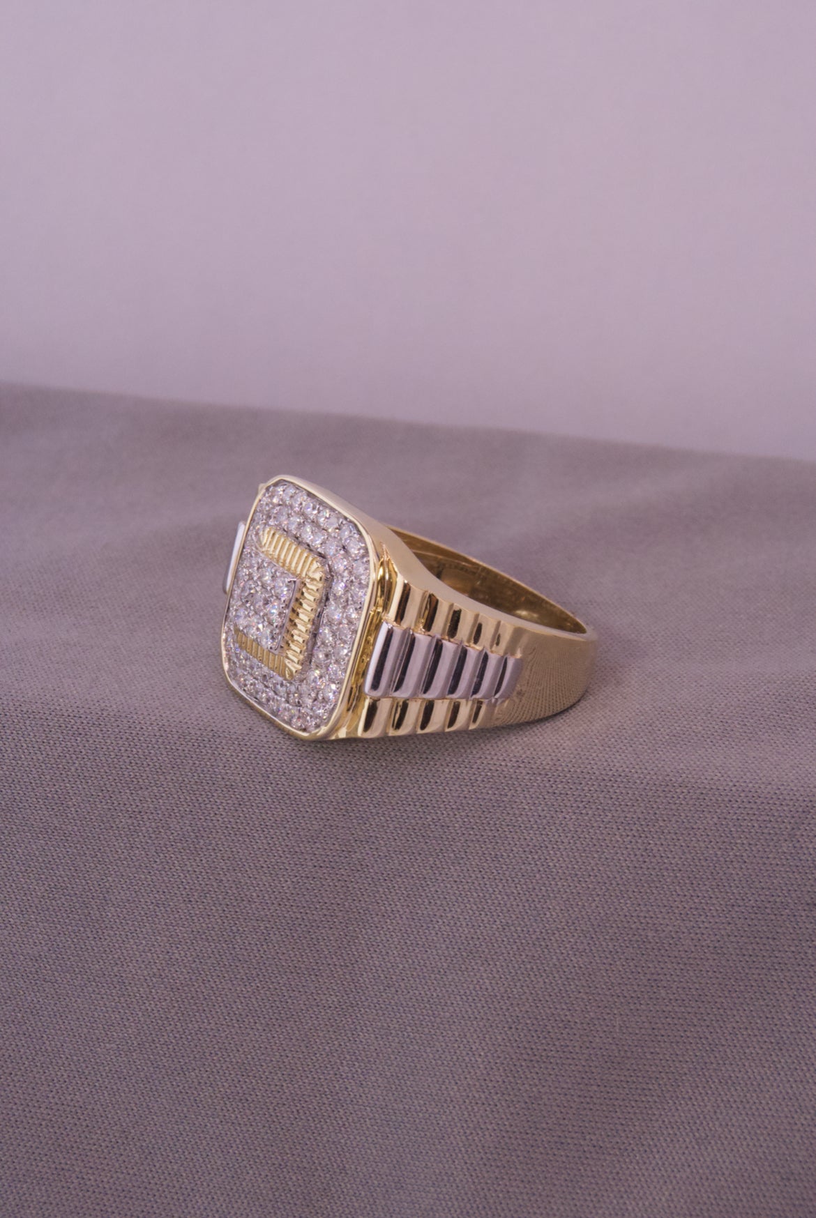 10k 2Tone Jubilee Diamond Ring